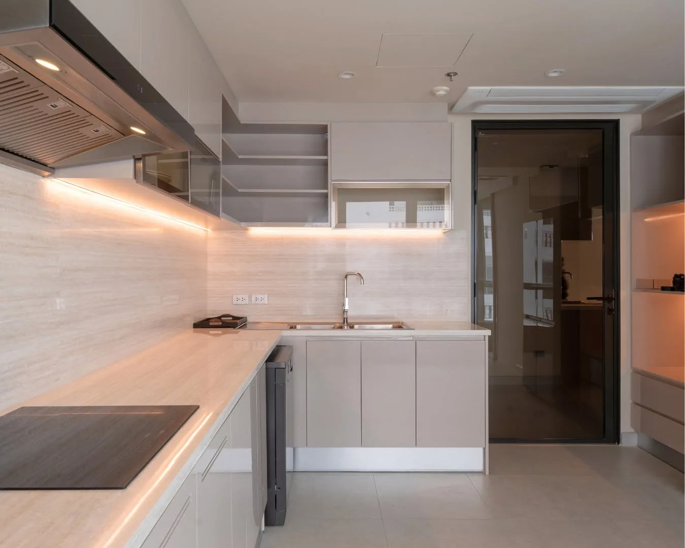 Luxury 3-Bedroom | Serviced Apartment 1